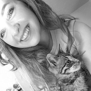 Meet your Posher, Abigail